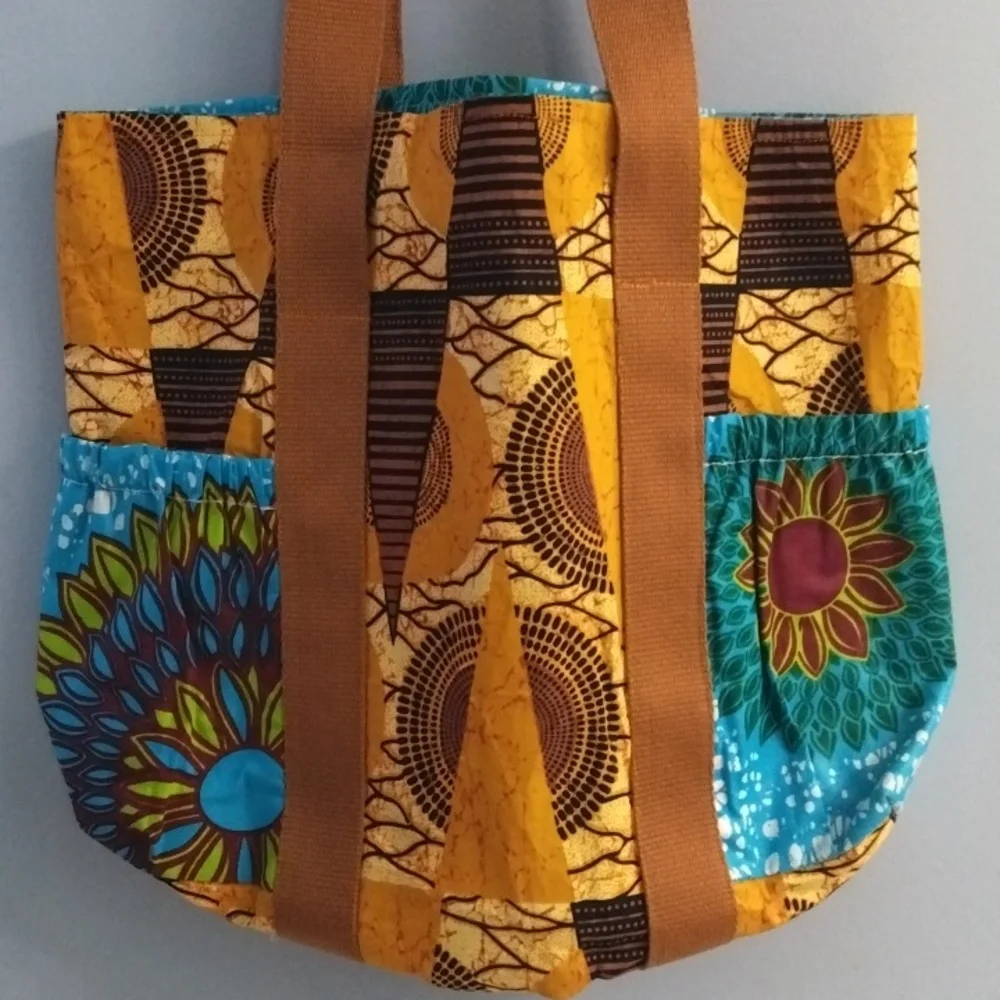Colorful Patterned Tote Bag Beautiful ❤️ With Easy Open And Shut - Picture 5 of 7